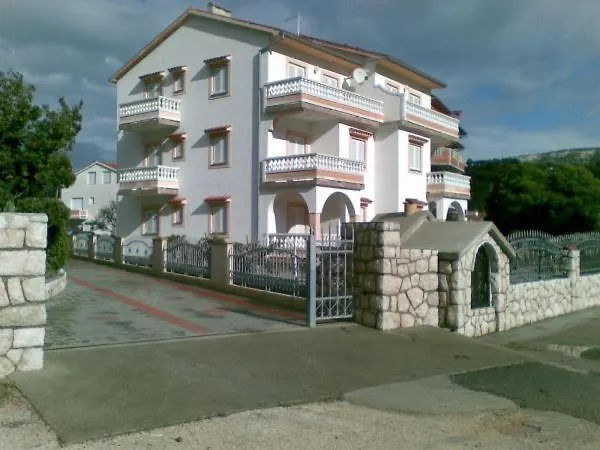 Apartment Apartmani Ruzarija Rab Town