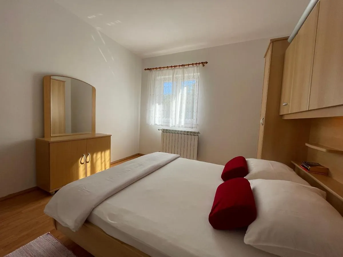 Apartmani Ruzarija Rab Town 0*,  Croatia
