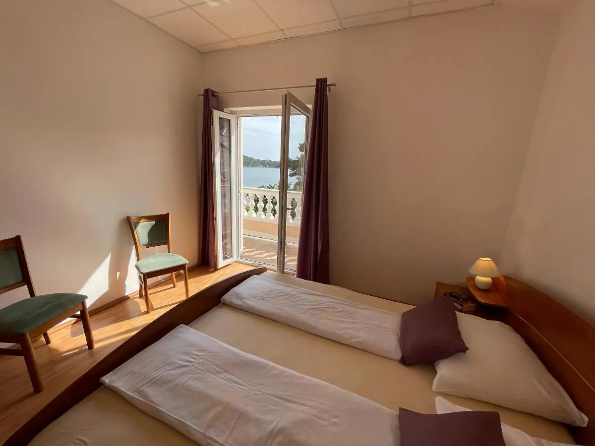 Apartmani Ruzarija Rab Town