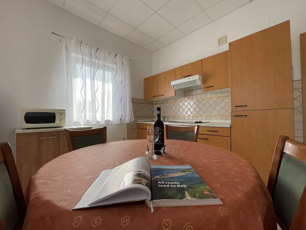 Apartment Apartmani Ruzarija Rab Town